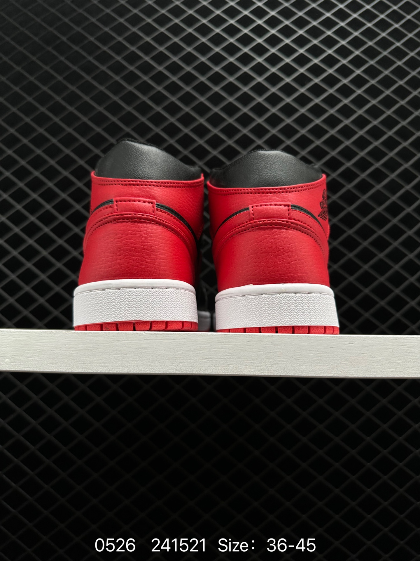 Air Jordan 1 Retro High OG “Dark Mocha”